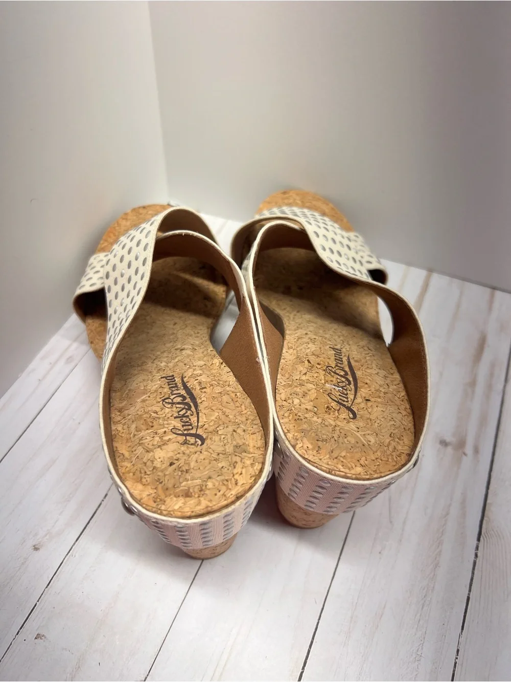 Lucky Brand Miller 2 Studded Wedge Sandals NWT NWOB Size 7.5